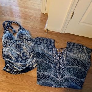 Jessica Simpson swimsuit and coverup